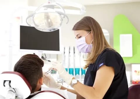 Flora Diş Kliniği