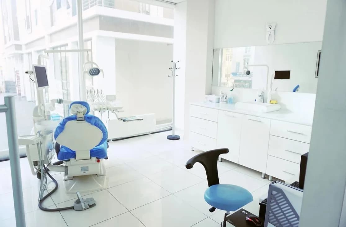 Estetik Form Dent Diş Kliniği