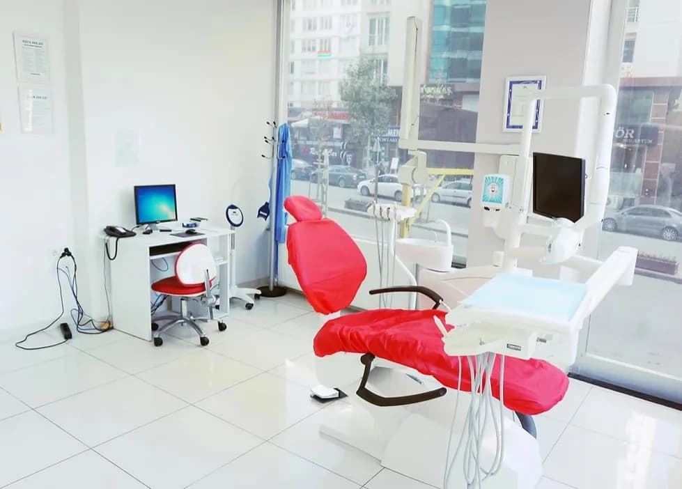 Estetik Form Dent Diş Kliniği