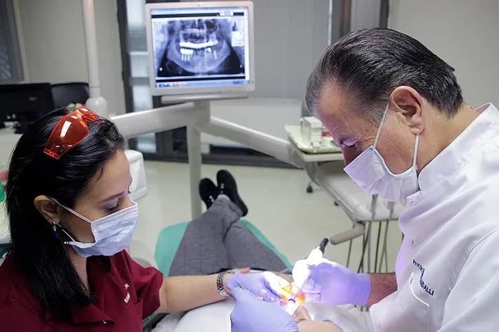 Dental Center Diş Kliniği