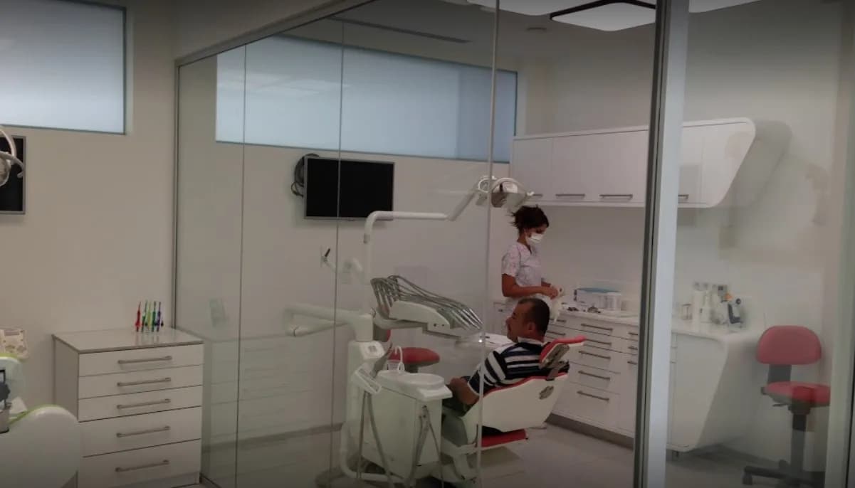 Dent Bakırköy Diş Kliniği