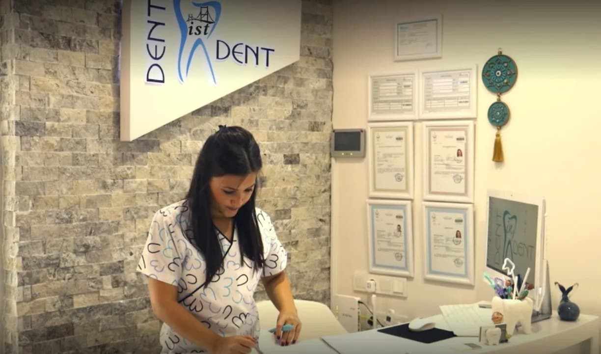 Dentist Dent Diş Kliniği