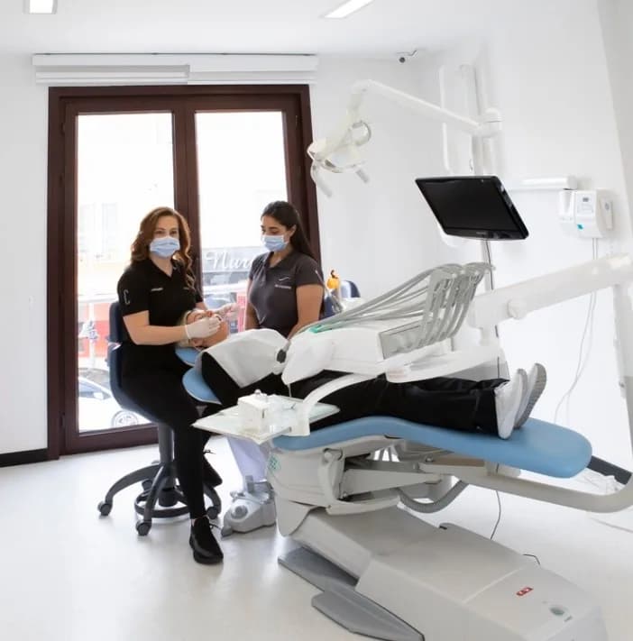 Murat Karabıyık Diş Kliniği