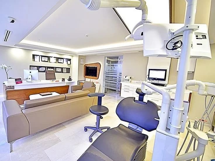 Dent Smile Diş Kliniği