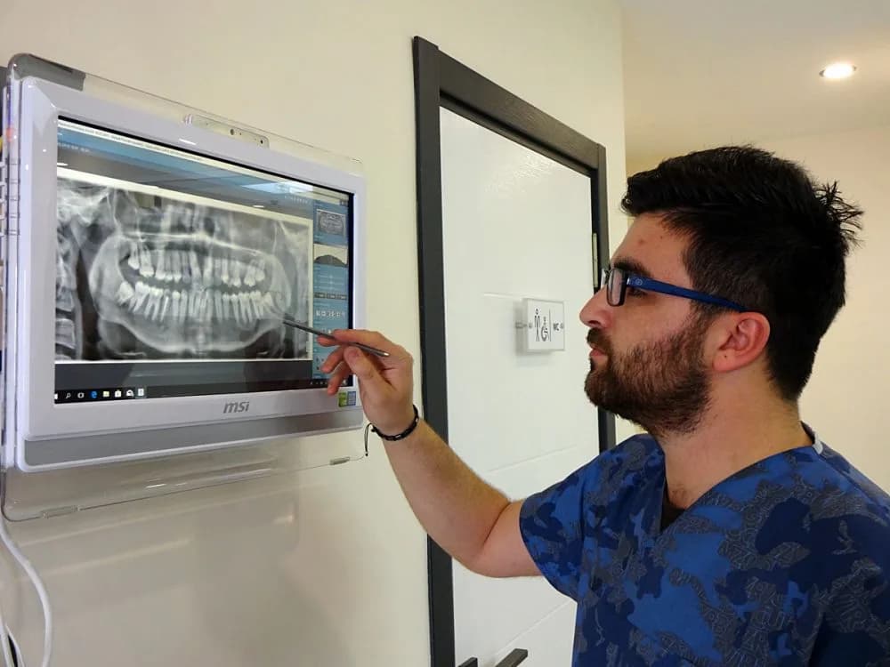 YalıDent Diş Kliniği