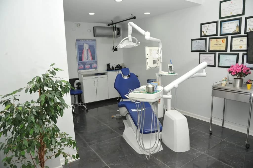 Uğurel Diş Kliniği
