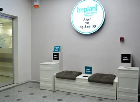 İmplant Akademi Diş Kliniği