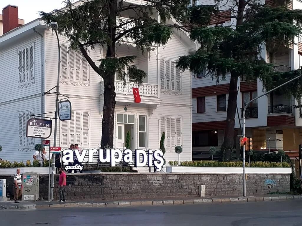 Avrupadiş Diş Kliniği