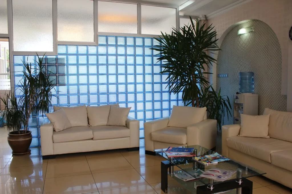 Özel Atakent Diş Kliniği