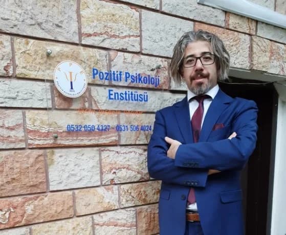 Pozitif Psikoloji Enstitüsü