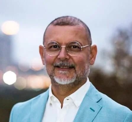 Dr. Fevzi Özgönül