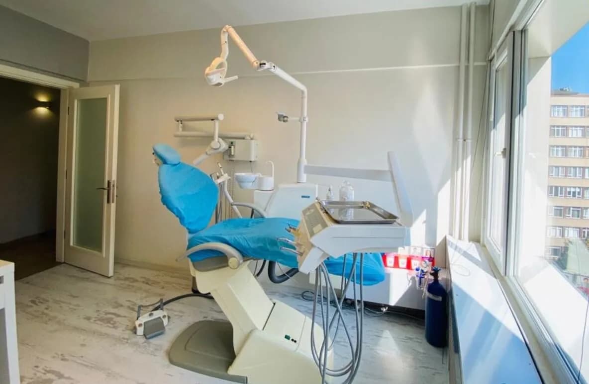 İmplant Sanatı Diş Kliniği