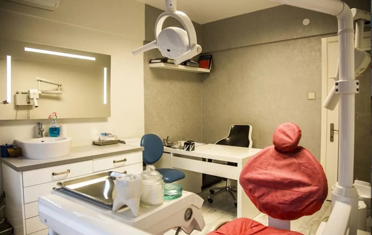 İmplant Sanatı Diş Kliniği