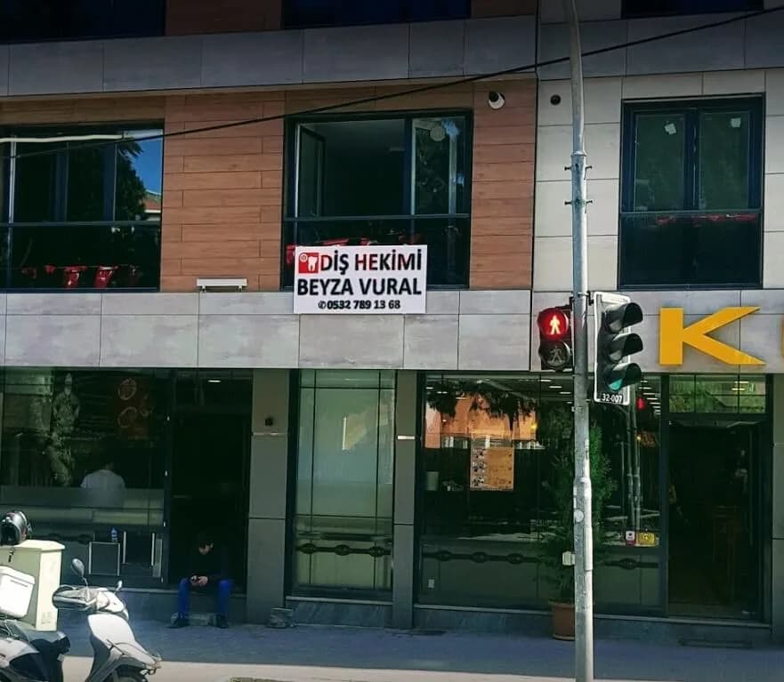 Beyza Vural Diş Kliniği