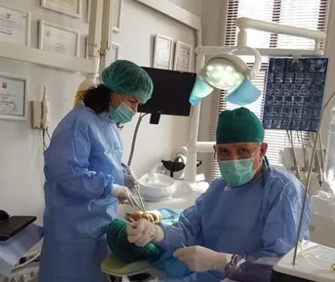 Alev & Kamuran Sarp Diş Kliniği
