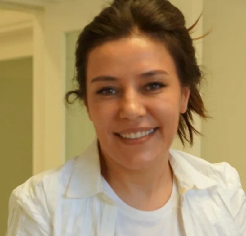 Elif Ay Diş Kliniği