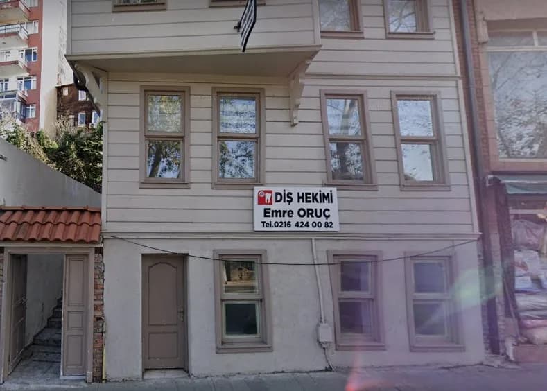 Emre Oruç Diş Kliniği