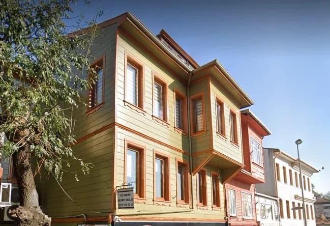 Nusret Barlas Diş Kliniği