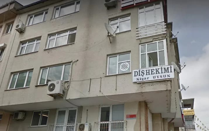 Nigar Uysun Zahnarzt Diş Kliniği