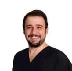Salih Şeflek Diş Kliniği