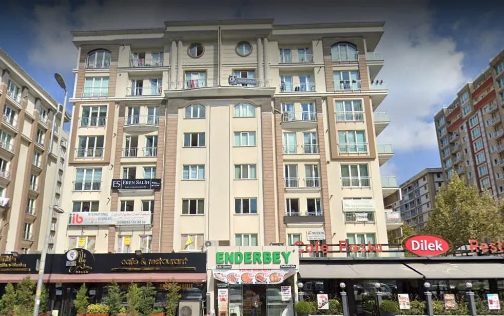 Zeyneb Ömerhoca Öztürk Diş Kliniği