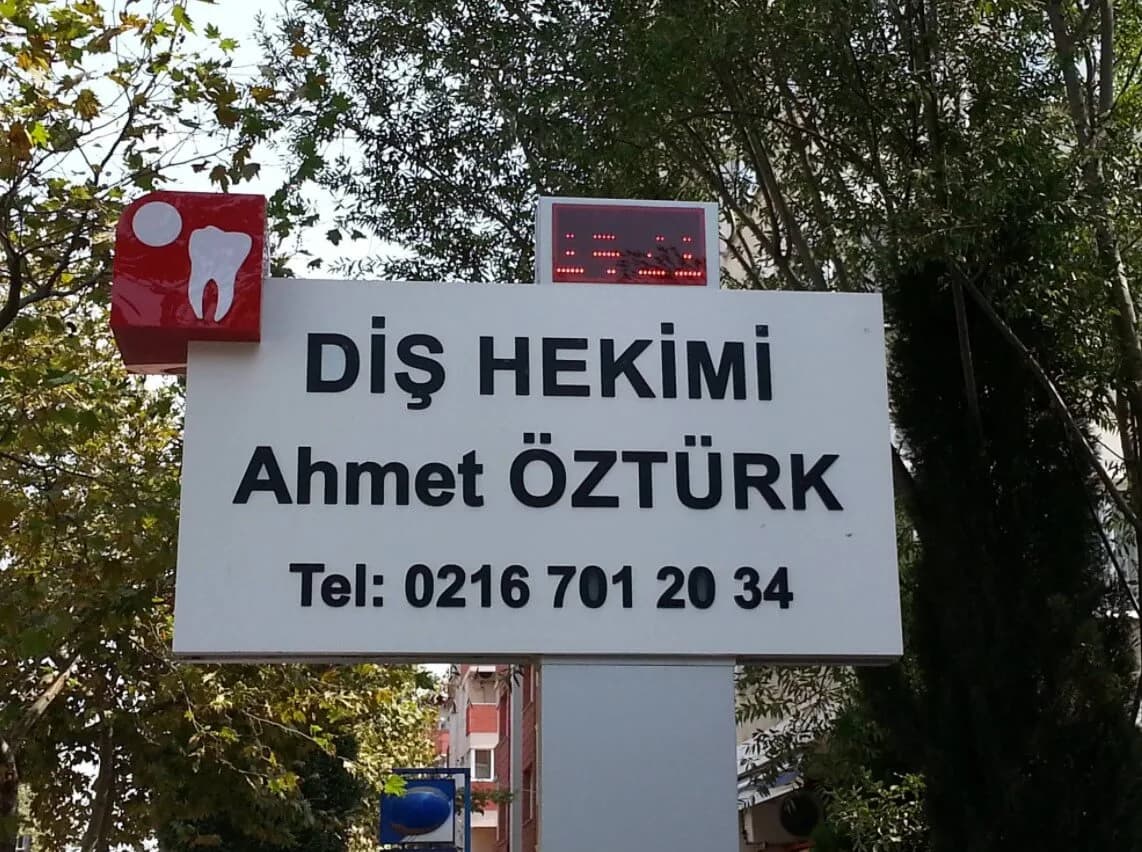 Ahmet Öztürk Diş Kliniği
