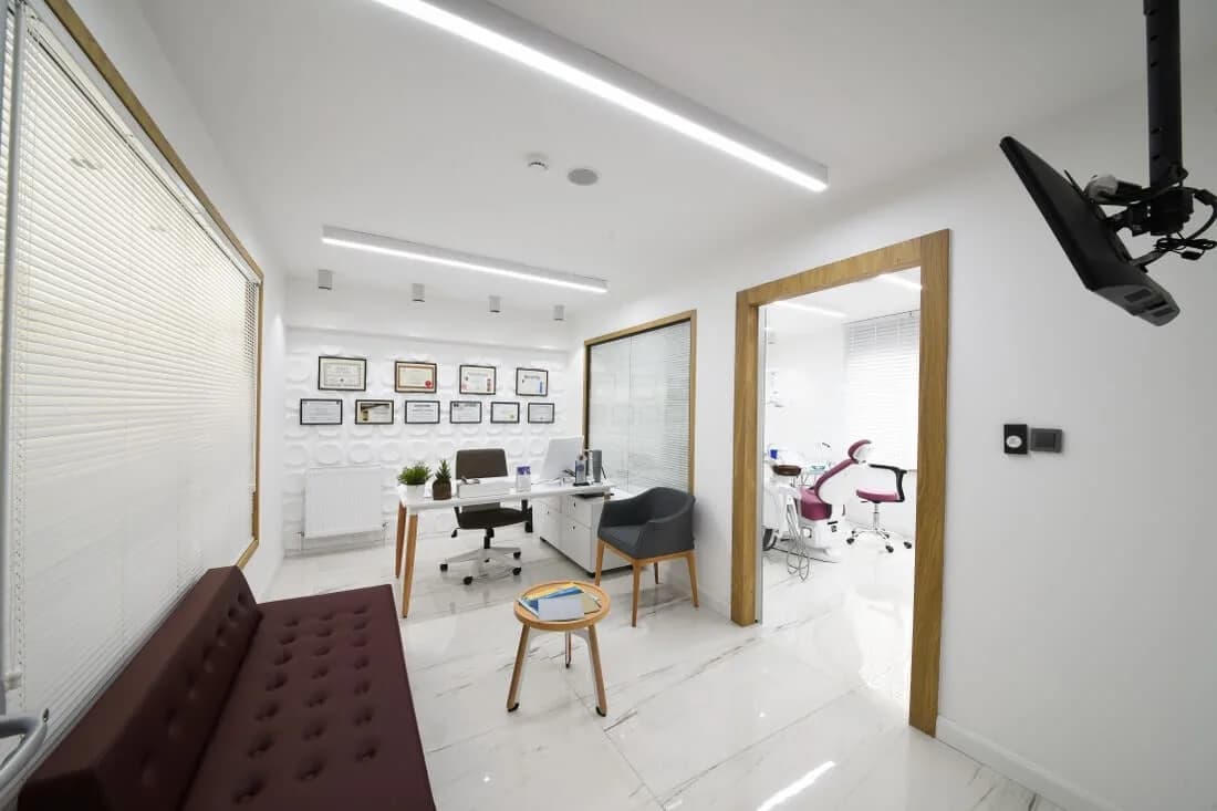 Dent Balat Diş Kliniği