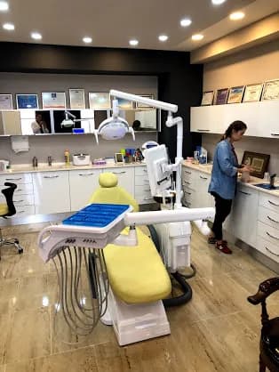 Nihat Adam Diş Kliniği