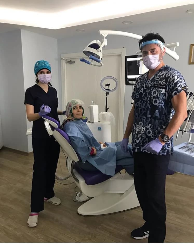 Z|estetik Diş Kliniği